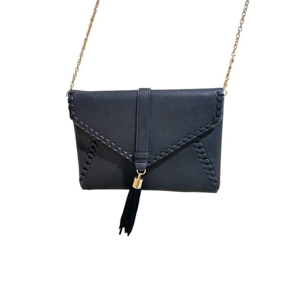 Nwot Moda Luxe Black Crossbody envelop bag clutch removable gold chain tassel - Picture 2 of 7
